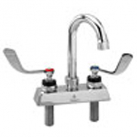 CHG Dk Mnt Fct, 4IN Ctrs, CP, Crmc Vlvs, 3.5IN Swng Gsnk Spt, 2.2 gpm Aerator, 4IN Wrist Blade Hdls, Low Ld
